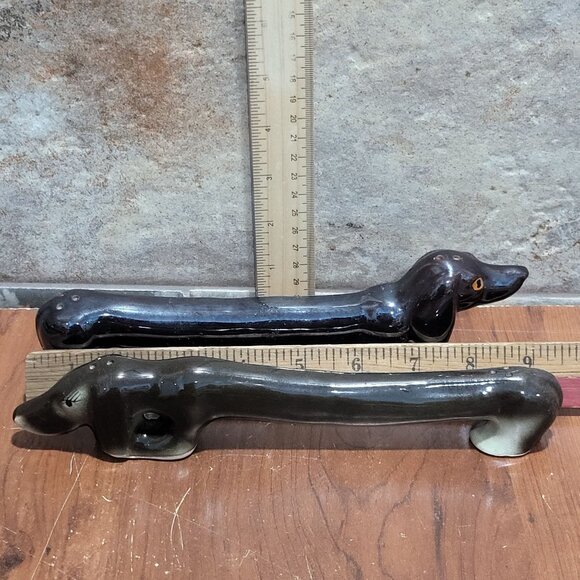 Vintage Anthropomorphic Long Dachshund Dog Wiener Dog Salt and Pepper Shakers - Picture 9 of 13